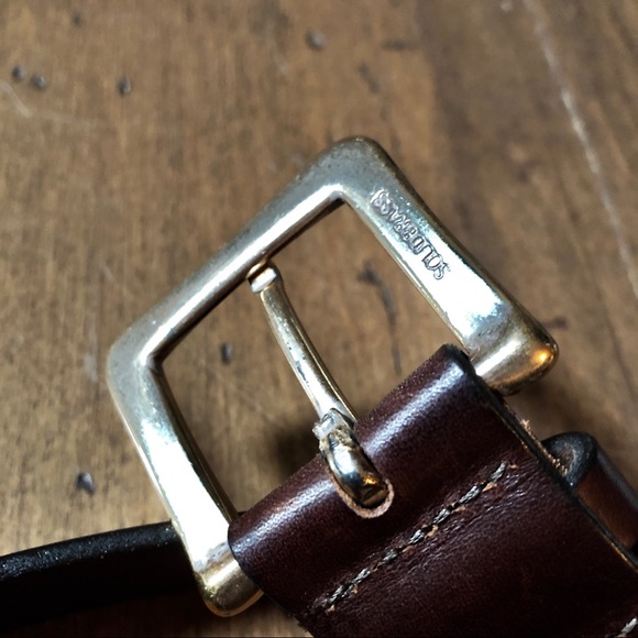 GAP 100% Brass & Leather Belt Medium EUC - Picture 2 of 3